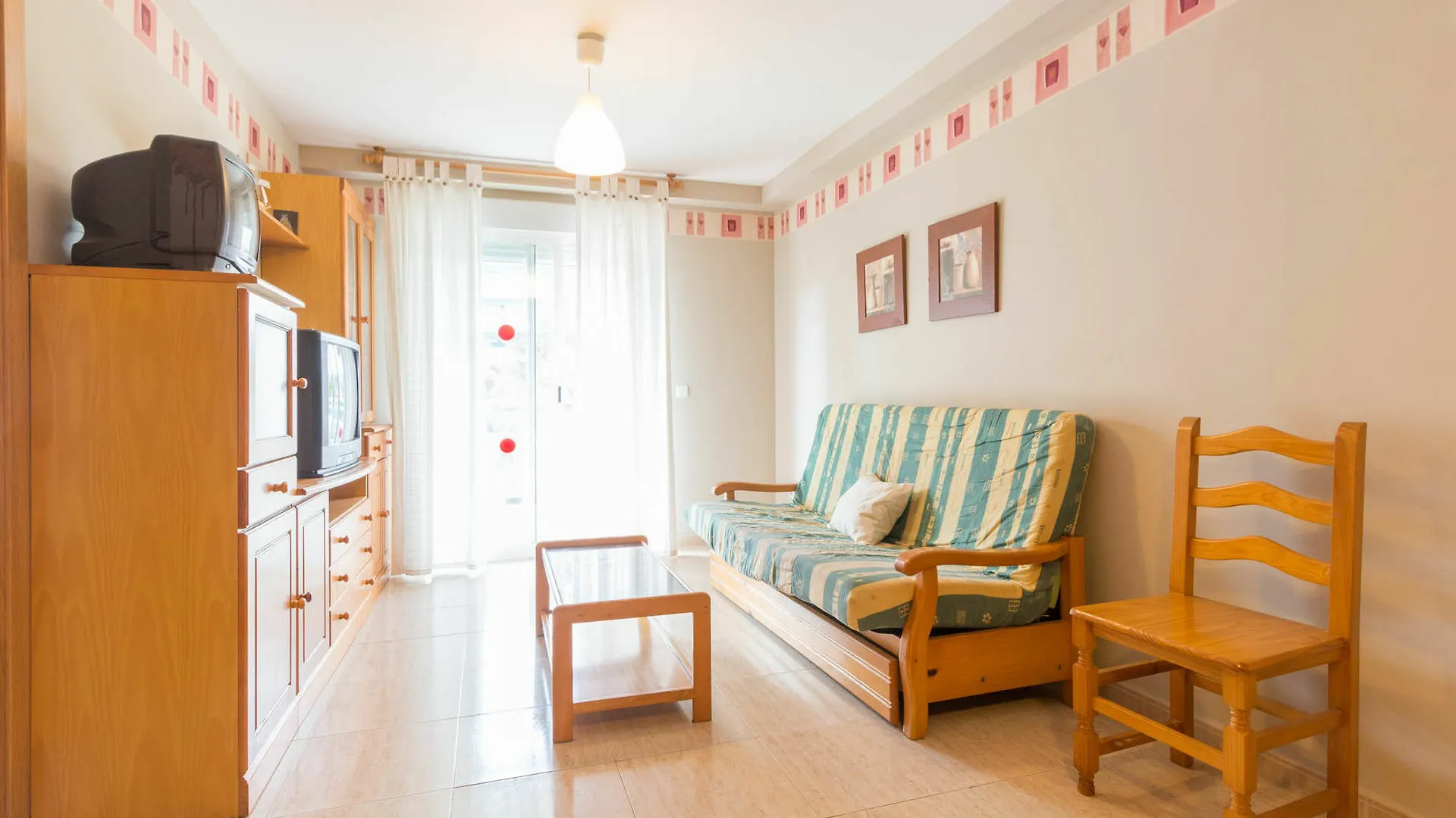 Costa Daurada Apartaments - Larimar Salou