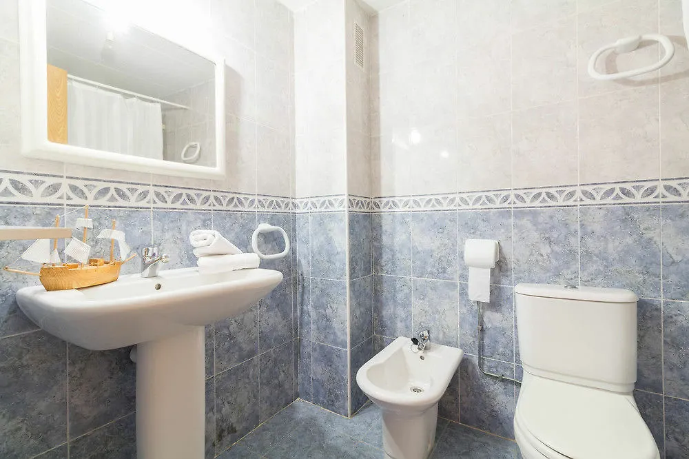 Costa Daurada Apartaments - Larimar Salou Apartment