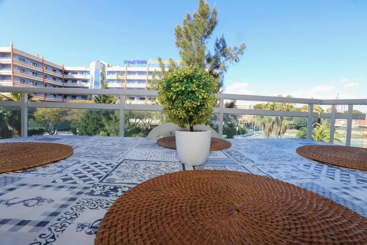 Costa Daurada Apartaments - Larimar Salou 0*,  Spain